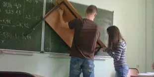 FOTO: Bukti Kalau Keterbatasan Alat Bukan Penghambat Kreativitas