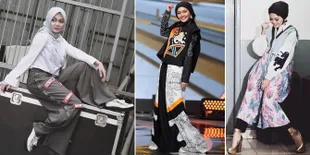 FOTO: Cantik & Keren, Rina Nose Dandan Swag Dengan Hijabnya