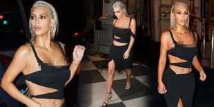 FOTO: Dandan Seksi Sambil Pamer Perut, Kim Kardashian Hot Menawan
