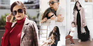 Foto-Foto Ini Bukti Sabai Morscheck Istri Ringgo Hot Mom Sejati