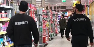 FOTO: Galeri Momen-Momen Langka Yang Muncul di Supermarket