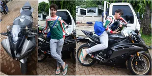 FOTO: Ganteng Bawa Motor Gede Keren, El Rumi Pakai Sandal Jepit!