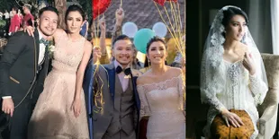 FOTO Ganti Baju 4 Kali Ini Pesona Tyas Mirasih di Hari Pernikahan