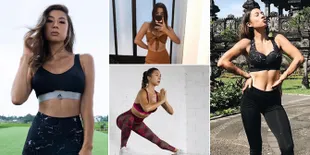 FOTO: Gaya Jennifer Bachdim Saat Pamer Abs, Bikin Cewek Minder!