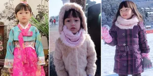 FOTO: Gaya Lucu Elea Putri Andhika Pratama & Ussy Saat di Korea