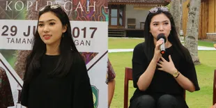 FOTO Hadiri Acara di Banyuwangi, Isyana Akui Ketagihan Rujak Soto