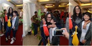 FOTO: Hadiri Acara Khitanan, Aming dan Evelyn Tampil Begitu Mesra