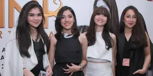 FOTO: Hampir Injak Usia 20, Para Personel Blink Makin Matang