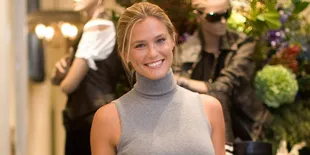 Foto Imut Si Seksi Bar Rafaeli Saat Kecil