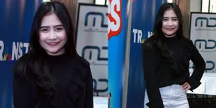 FOTO: Ini Tanggapan Prilly Latuconsina Soal Bom di Konser Ariana