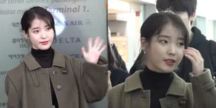 Foto IU di Bandara Menuju Indonesia, Selalu Tersenyum Manis dan Terima Banyak Hadiah dari Fans