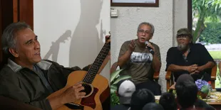 FOTO Janji Pada Anak, Iwan Fals Persiapkan Album Untuk Sang Istri