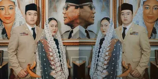 Foto Jeje Soekarno dan Bella Clarisa Bergaya Ala Presiden Soekarno & Ibu Fatmawati, Dipuji Donna Harun