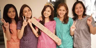 [Foto] Jelang Nikah, Franda Pesta Lajang Memakai Piyama Gemas