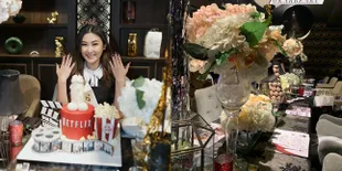 Foto Keseruan Bridal Shower Karen Vendela, Bertema Netflix & Chill - Tampil Cantik Jadi Karakter Veronica Lodge