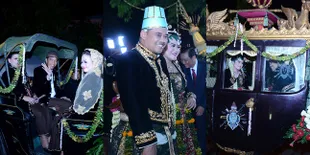 FOTO Kirab Kedua, Kahiyang Ayu & Bobby Nasution Tersenyum Bahagia
