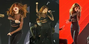 FOTO: Konser di Indonesia, Selena Gomez Seksi Pakai Bra Hitam