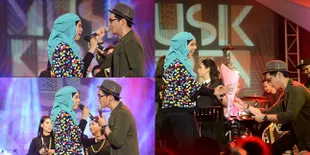 FOTO: Kronologi Afgan Beri Bunga Untuk Fans di Atas Panggung