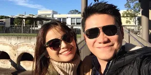 FOTO: Lebaran Perdana Acha Septriasa Bareng Suami di Australia