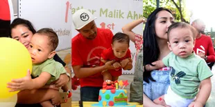 FOTO: Lucu Abis, Ekspresi Rafathar Tiup Kue Ultah Ini Bikin Gemas