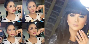 FOTO: Makeup Cantik Krisdayanti, Tetap Flawless di Usia 41 Tahun