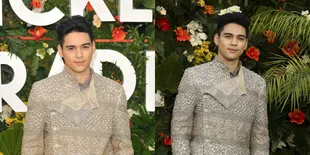Foto Maxime Bouttier di Premiere Film 'TICKET TO PARADISE' di London, Nggak Kalah Stunning dengan Julia Roberts dan George Clooney