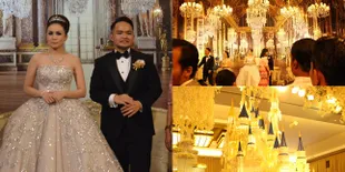 FOTO: Megah Bagai Istana, Ini Dekorasi Resepsi Momo Geisha & Reza