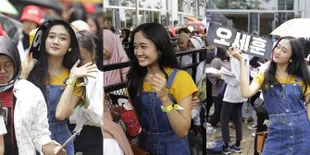 FOTO: Mengintip Antrian Konser EXO di Jakarta, Fans Rela Mengantri Meski Cuaca Panas