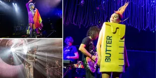 FOTO: Milky Milky Milk Tour Miley Cyrus Penuh Dengan Kostum Aneh!