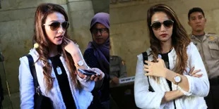 FOTO: Minta Hak Seorang Ibu, Tsania Marwa Resmi Laporkan Atalarik