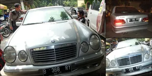 Foto Mobil Tempat Roger Danuarta Gunakan Heroin - Ikut Diamankan