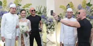 FOTO: Momen Deddy Corbuzier Datang ke Nikahan Kalina Mantan Istri