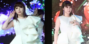 FOTO: Penampilan Terbaru Park Bom, Wajah Berbeda Bikin Pangling