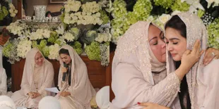 Foto: Pengajian Pernikahan Nabila Syakieb, Cantik Serba Putih!