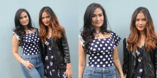 FOTO Pergi ke Mall, Iis Dahlia Memiliki Hobi Sama Dengan Putrinya