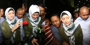 FOTO Pucat Pasi, Inneke Koesherawati Jalani Pemeriksaan di KPK