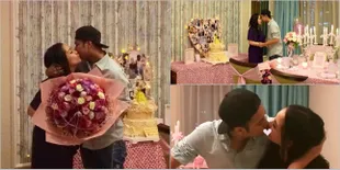FOTO Raffi Ahmad Beri Kejutan Ultah Romantis, Gigi Sampai Nangis!