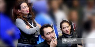 FOTO: Reza Cium Tangan Gatot di Kongres PARFI Sebelum Tertangkap