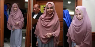 FOTO: Risty Tagor Adu Mulut Dengan Pengacara Stuart di Pengadilan