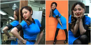 Foto Seksi Dewi Perssik di Kantor KapanLagi