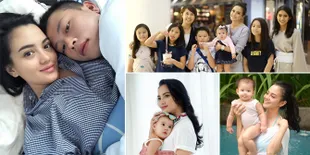 FOTO: Sepeninggal Suami, Ririn Ekawati Tetap Tegar Asuh Anak