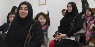 FOTO: Sidang Cerai Berlanjut, Ustaz Al Habsyi Kembali Tidak Hadir