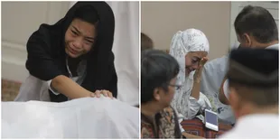 FOTO: Suami Ririn Ekawati Meninggal, Rumah Duka Berselimut Haru