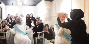 FOTO: Surprise Bridal Shower Laudya Cynthia Bella, Sampai Nangis