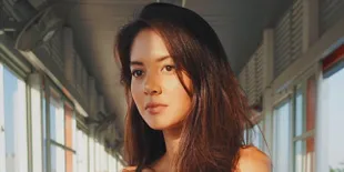 FOTO: Tampil Suburban, Aurelie Moeremans Tetap Kece dan Menawan