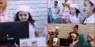 FOTO: Tebar Senyuman, Amora Lemos Bantu Krisdayanti Jualan Kue