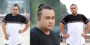 FOTO: Tiru Gaya Justin Bieber, Tata Liem Dijuluki Justin Barbie