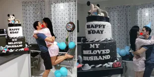 FOTO: Ulang Tahun, Andrew Andika Dapat Kecupan Manis Dari Istri