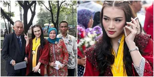 FOTO: Wisuda Dari Unpad, Melody JKT48 Tampil Cantik Paripurna!