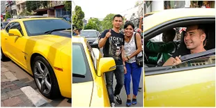 Galeri Foto Mobil Mewah Chevrolet Kuning Raffi Ahmad